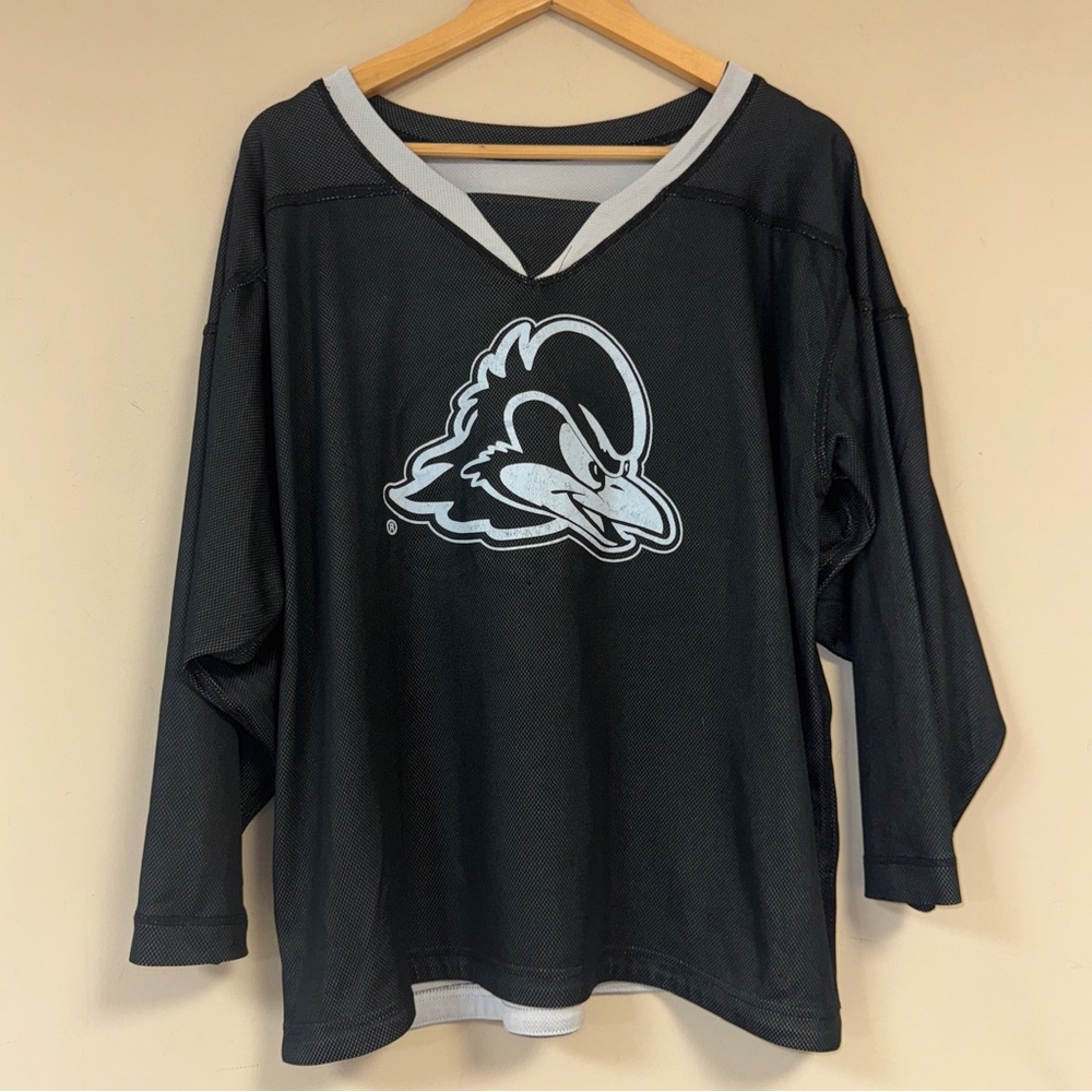 Kid’s Hockey Jersey UD Blue Hens Youth Large XL Black White Reversible Practice